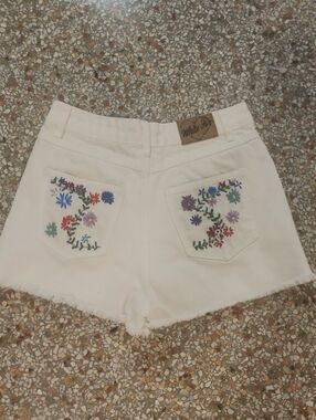 White Fox Boutique White Denim Shorts with Multicolor Floral Pocket Embroidery